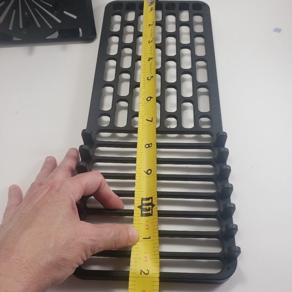 Two Dish Drainers - Picture 4 of 5